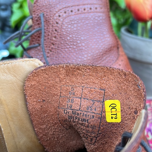 Dr. Martens Delphine Caramel Brown Brogue Detail Wingtip Ankle Boots - Picture 15 of 17
